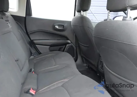 2019 Jeep Compass Sport Fwd from USA, damaged, VIN 3C4NJCAB2KT743947